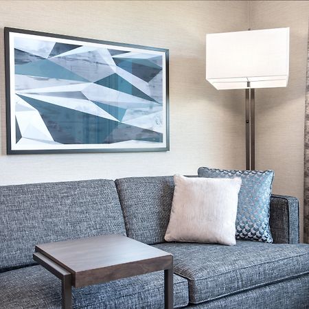 Holiday Inn Boston Logan Airport - Chelsea By Ihg Kültér fotó