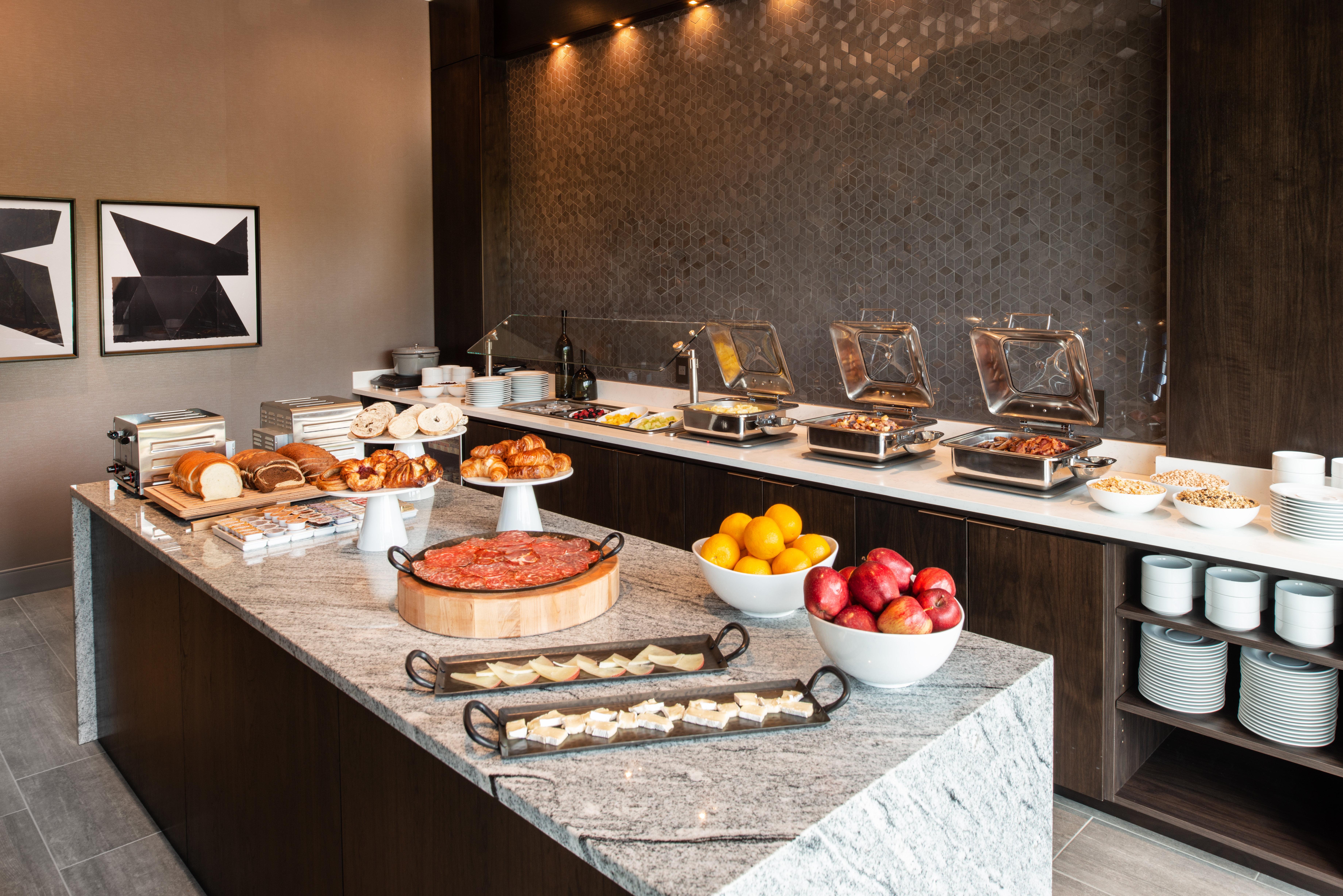 Holiday Inn Boston Logan Airport - Chelsea By Ihg Kültér fotó